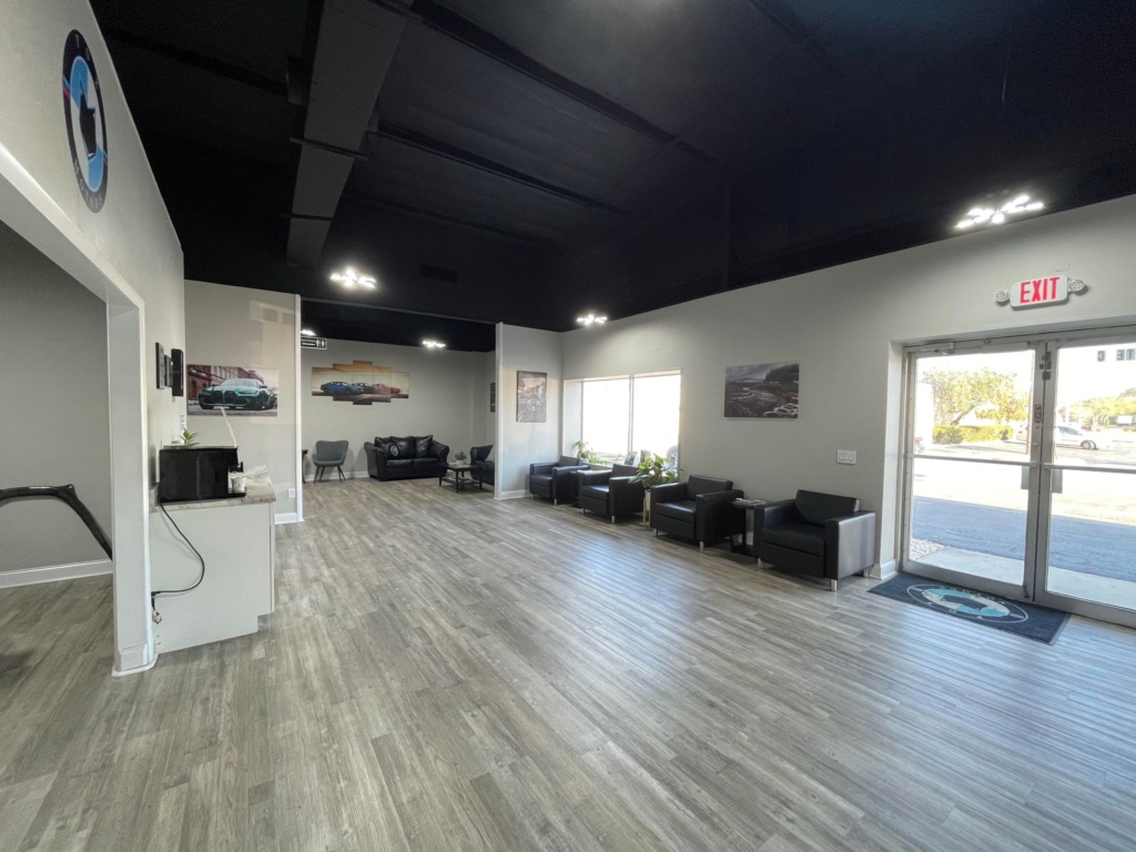 Home - Fox Motors BMW Repair Technicians in Tampa, FL - Fox Motors ...